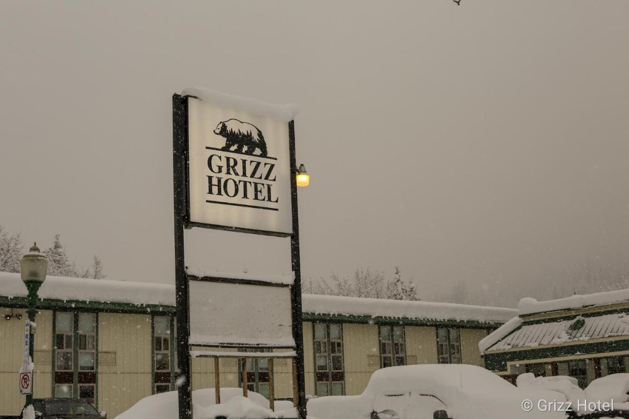 Grizz Hotel Revelstoke Εξωτερικό φωτογραφία